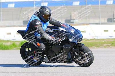 media/Jan-20-2023-Fastrack Riders (Fri) [[f2ad32aba3]]/Level 1/session 3 turn 9/